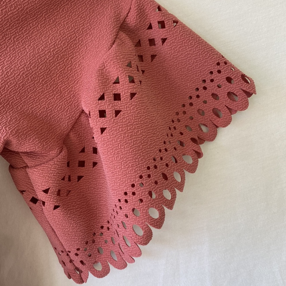 Pink blouse - Picture 3 of 3